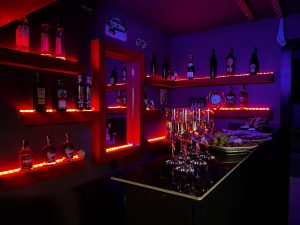 Sauna a vířivka v erotickém wellness